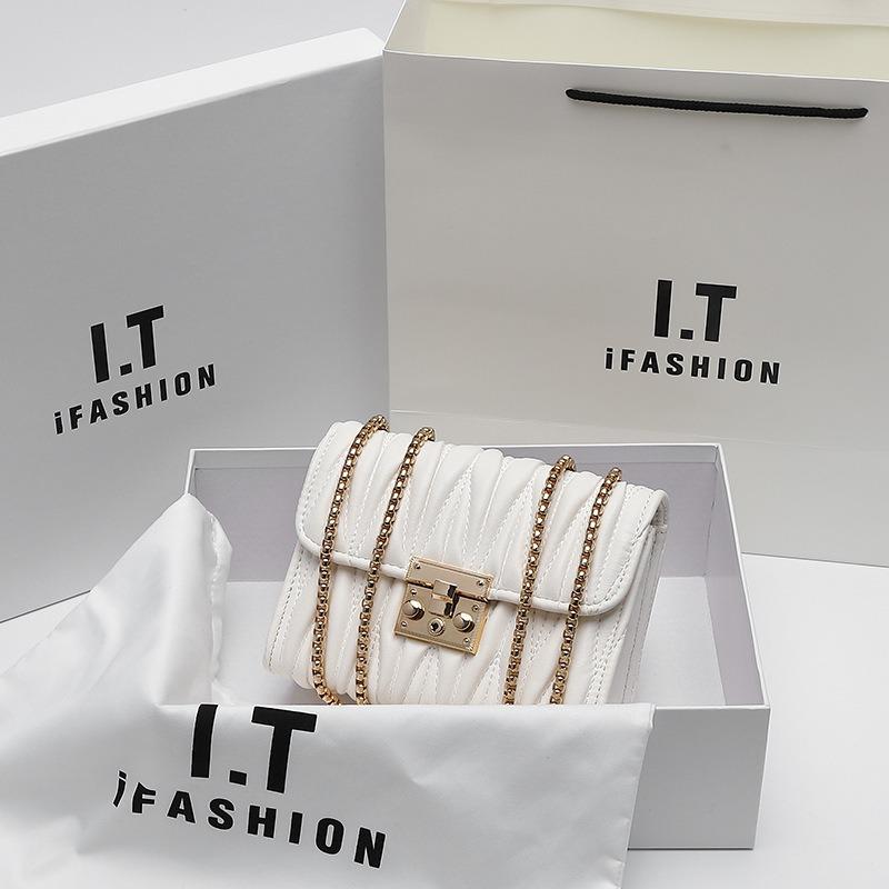 Fashion Trend Single Shoulder Women's Bag Bag, Striped Tassel Buckle Chain Crossbody Small Square Bag