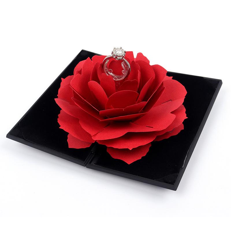 Scatola Portagioie Creativa a Forma di Fiore di Rosa Rotante per Anelli e Collane - Regalo di San Valentino.