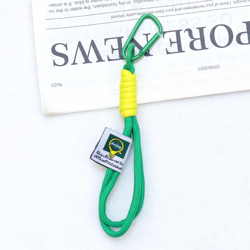 Double-Layer Woven Keychain Bag with Carabiner Pendant for DIY Hanging