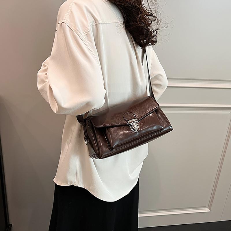 Vintage Oil Wax Leather Simple Small Square Bag Fashion Commuter All-matched Crossbody Bag Ladies  New Shoulder Bag