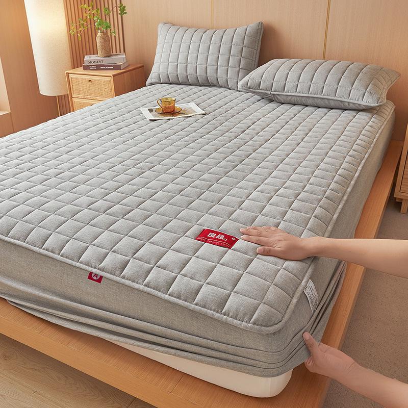 Pure Color Quilted Cotton Yarn-Dyed Bed Sheet & Bedspread Set