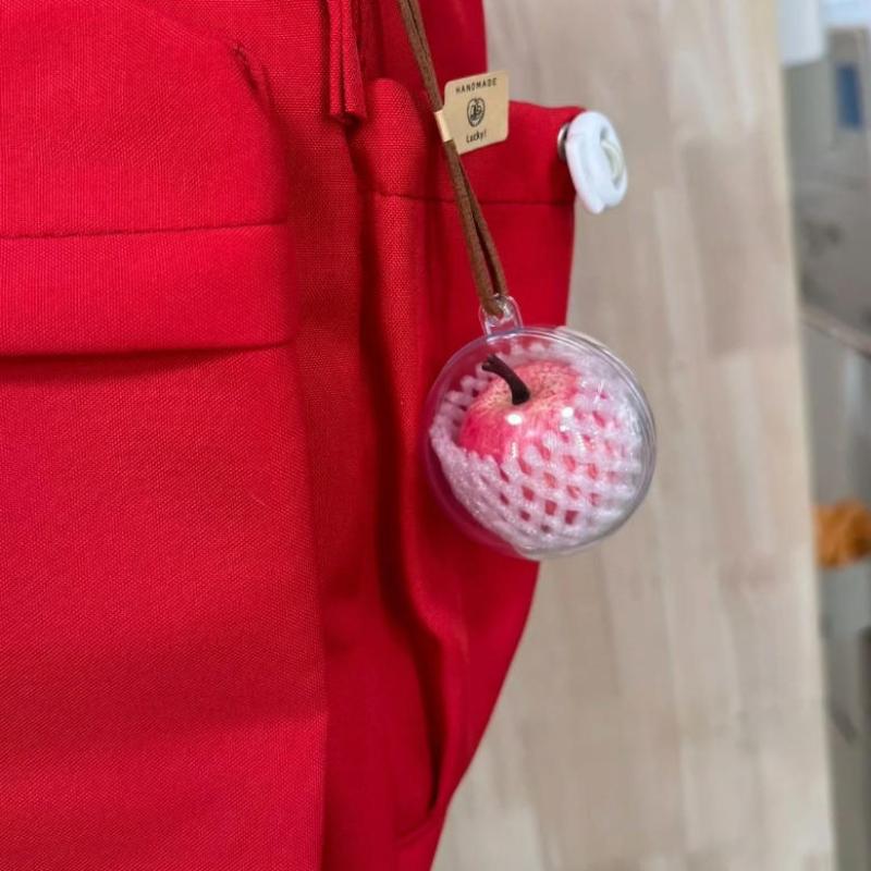 Creative Realistic Keychain 3D Fruit Key Holder Backpack Car Keyrings Fruit Rearview Mirror Pendant Decoration Gifts