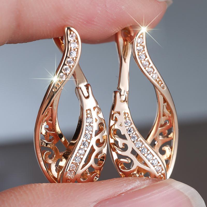 Böhmische Retro-Goldfarbene hohle Tropfenohrringe für Frauen und Mädchen, Kristall-Zirkon, Modeschmuck, Zubehör