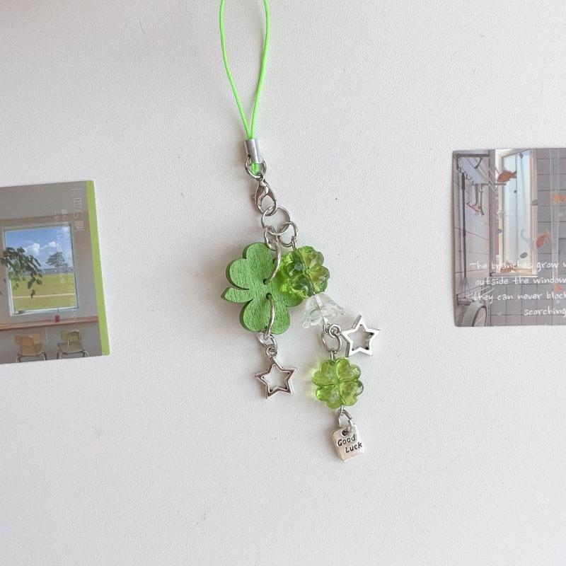 1Pcs Cute Bag Pendant Four-Leaf Clover Beaded Keychain For Women And Girls Lucky Star Wishing Bottle Phone Case Charms Decor