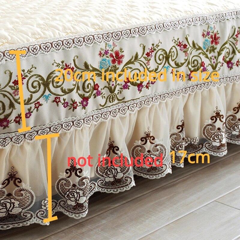 High End Embroidered Lace Sofa Cushion Cushion Four Seasons Hot Selling Fabric Sofa Cushion Thickened Anti Slip Sofa Cover