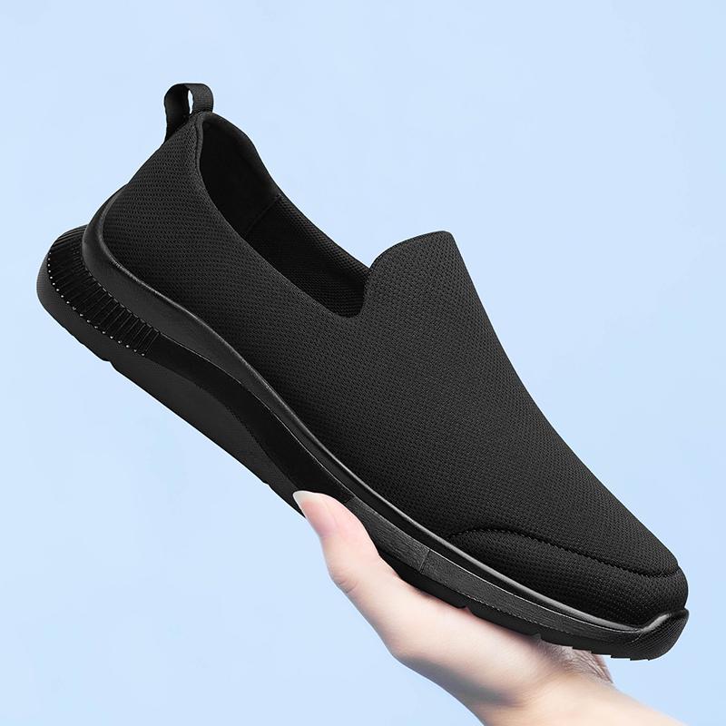 Fashion Lightweight Men Casual Shoes Breathable Slip On Male Casual Flats Sneakers Anti-slip Man Loafers Outdoor New Mesh Walking Shoes