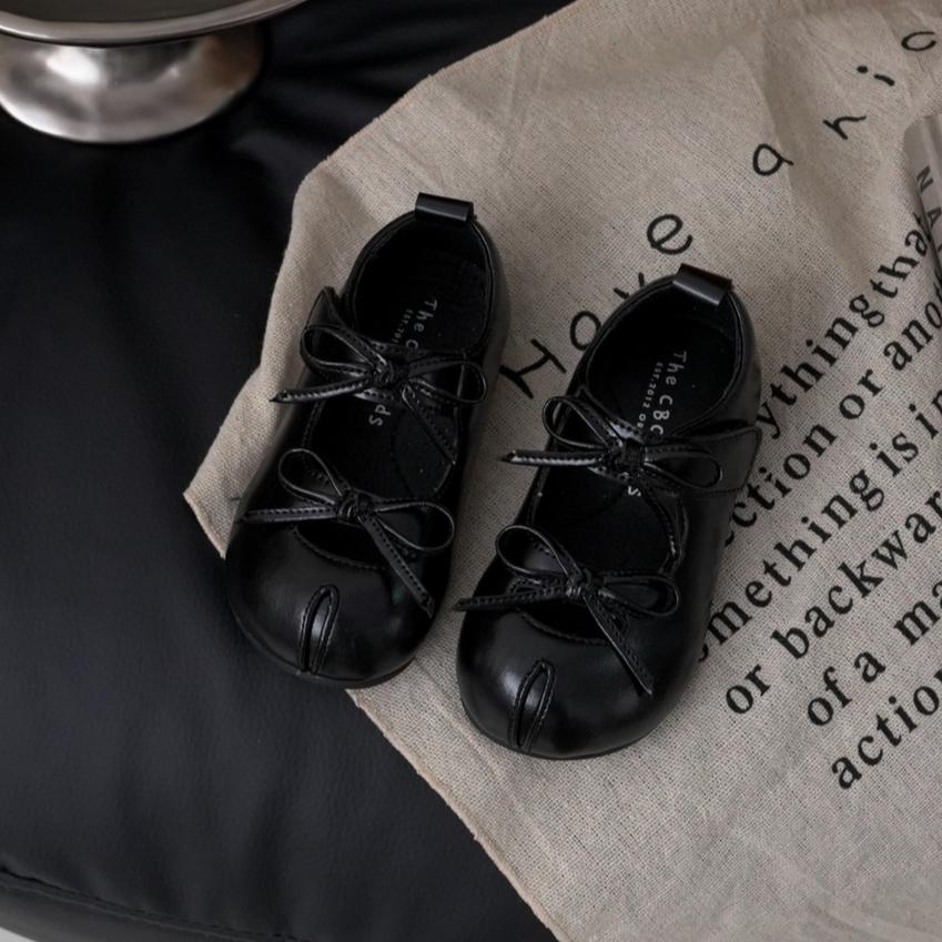 Girls' Silk Evening Shoes, Spring and Autumn Small Scoop Shoes, Soft Sole Princess Shoes, Retro Mary Jane Shoes