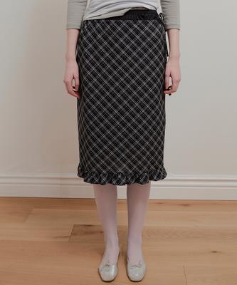 Aobteu Frill Layered Check Skirt - Black
