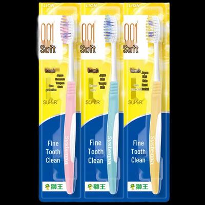 Lion Fine Tooth Clean Elastic Gum Protection Toothbrush