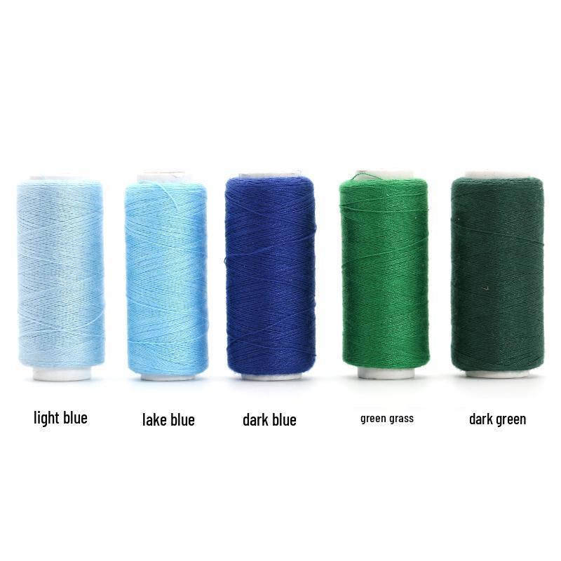 402 Polyester Black & White Sewing Thread Set: Small Roll for Machine & Hand Sewing, Needle & Thread for Household & Clothes Use.