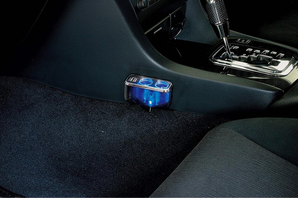 Napolex Fizz Auto Zigarettenanzünder Doppelsteckdose mit zwei USB USB2 10A Sicherung für 12V Strom Einstellbares gleichzeitiges Laden für Tablets und Autoanschlüsse,