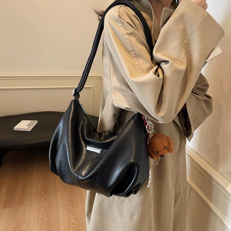 This year's popular niche design bag 2025 new women's bag autumn fashion trend messenger bag shoulder tote bag