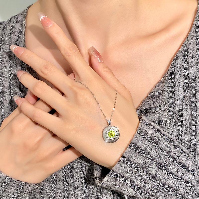 S925 Sterling Silver Necklace with Natural Crystal Pendant Retro French Style Chain for Women