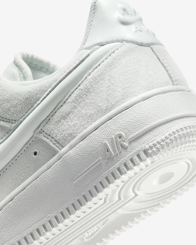 HV4406-100 Nike Air Force 1 '07 (Women's)