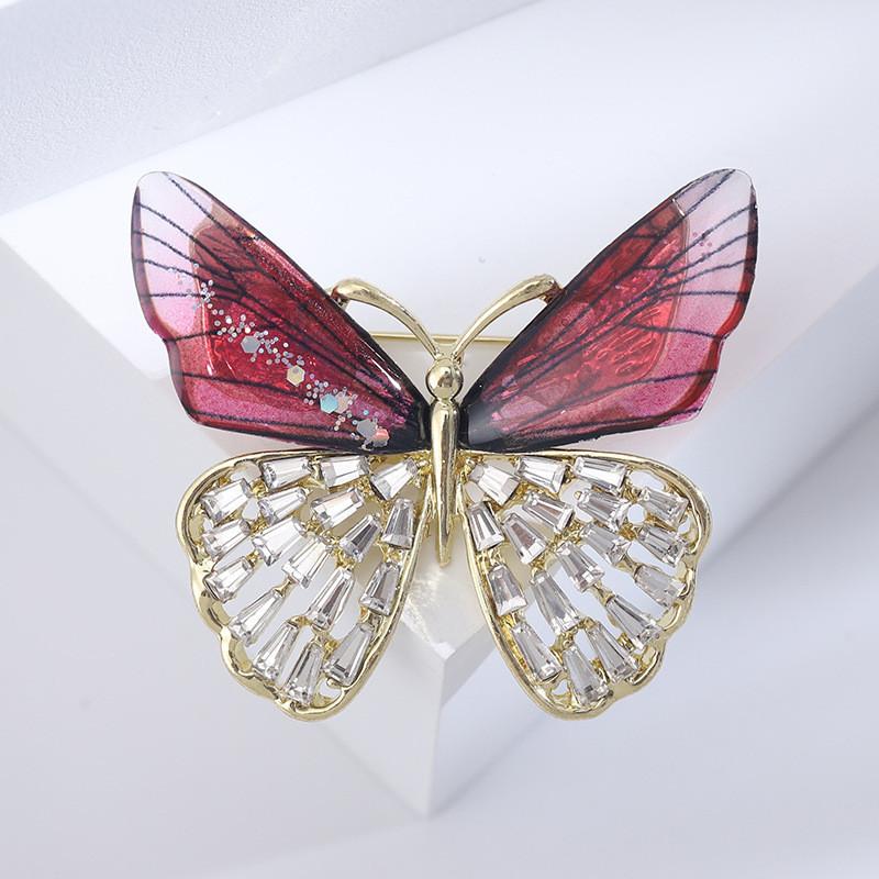 Animal Crystal Brooch With Alloy And Electroplating For Fashion Accessories