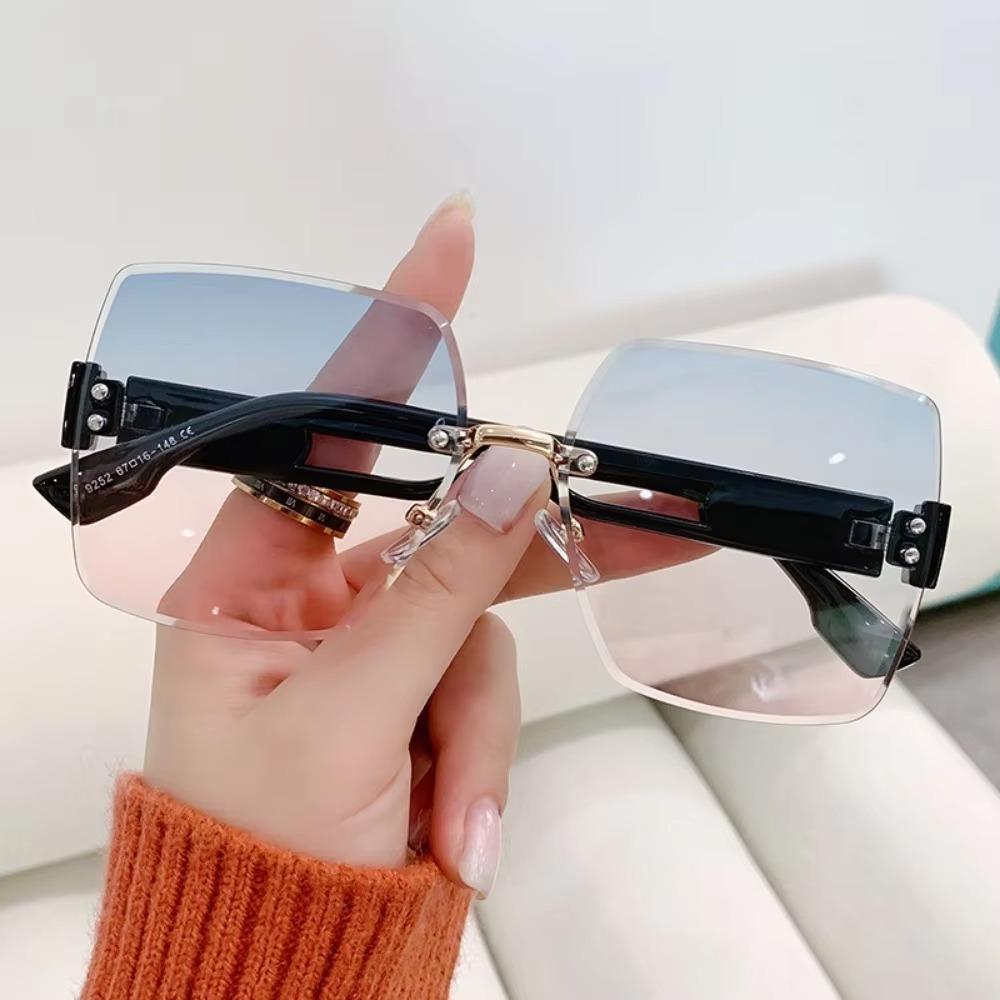 Retro Fashion Square Rimless Sunglasses for Women Gradient Sunglasses