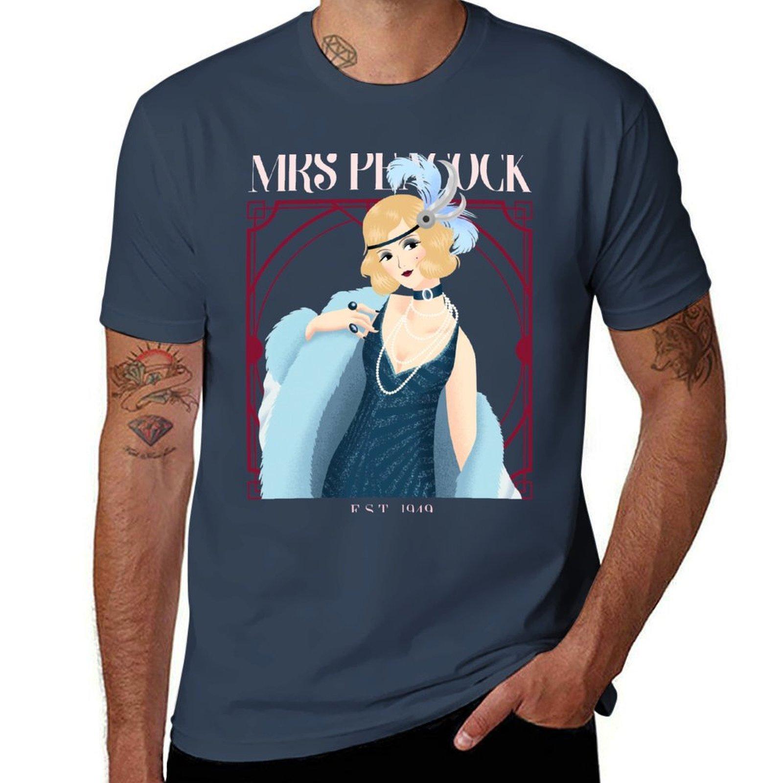 Mrs Peacock Clue aka Cluedo Board Game TShirt Plus Size Comfort Fit Tee S