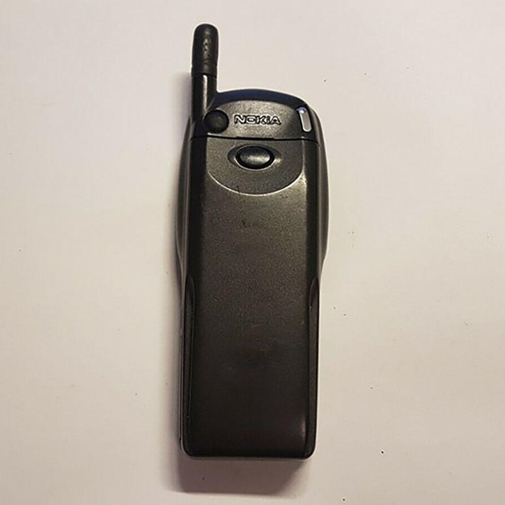 Mobiles Vintage, anciens modèles et téléphones rétro.: Nokia 7110
