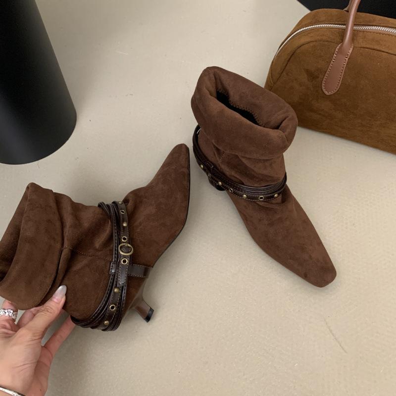 

Pointed rivet short boots versatile medium tube bare boots suede 2025 autumn and winter western cowboy boots fashion short boots women 39 кофейный