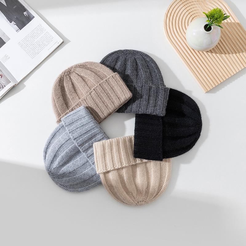 Autumn and Winter New Pure Cashmere Thickened Thick Pit Strip Cap Cashmere Seamless Integration Spot Men's and Women's Cashmere Cap