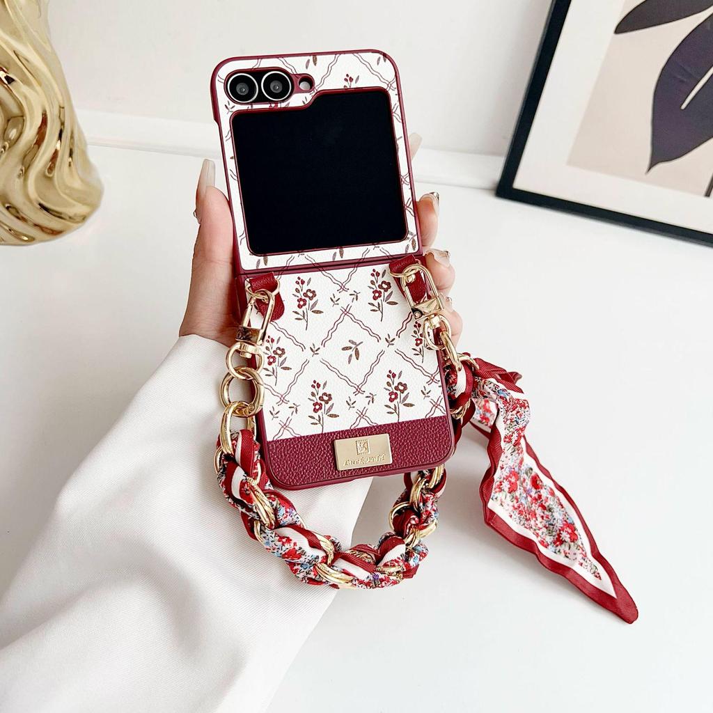 Samsung Z Flip7/6/5/4 Lucky Flower Drop-Proof Phone Case