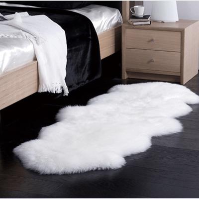 Koberec z imitace vlny Dekorace do ložnice Koberec u postele Koberec do obývacího pokoje Nepravidelný koberec z plyše Moderní Minimalistický