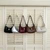 IELGY Crescent Underarm Retro Elegant Shoulder Female Bag All-Match Commuter