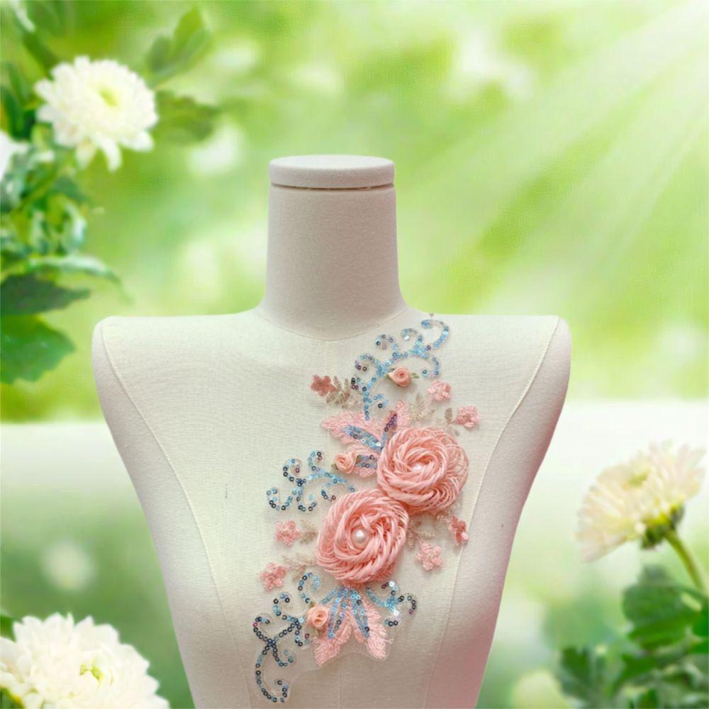 

Detailed Embroidery Flower Decorations Patches Three-Dimensional DIY Patches Dressmaking рожевий