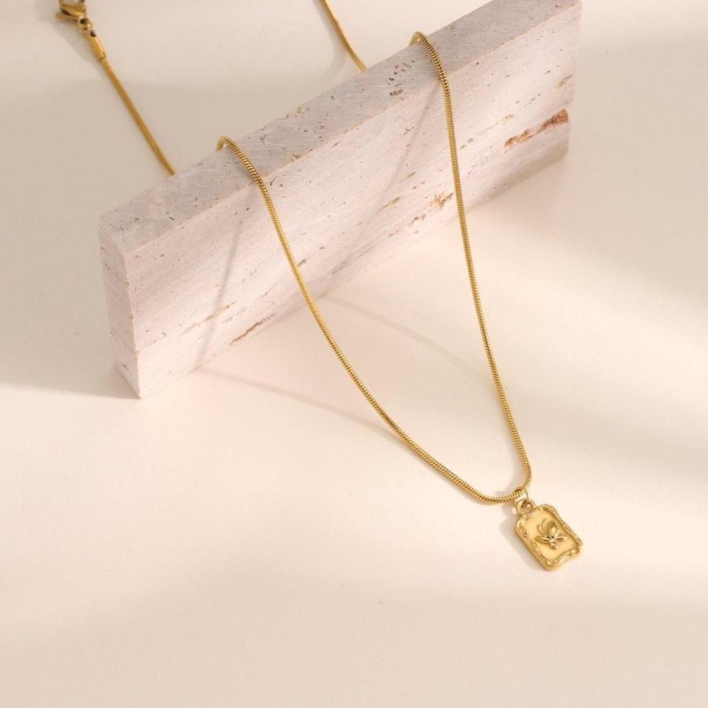 18K Gold Minimalist Butterfly Pendant Necklace - Durable and Versatile