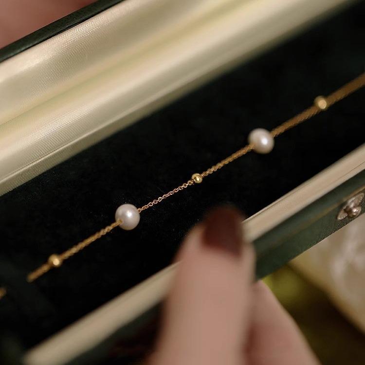 Women's Two Pearl Bracelet with Broken Silver Light Luxury Temperament All-Match Bracelet Petty Gold Square Design for Girlfriend