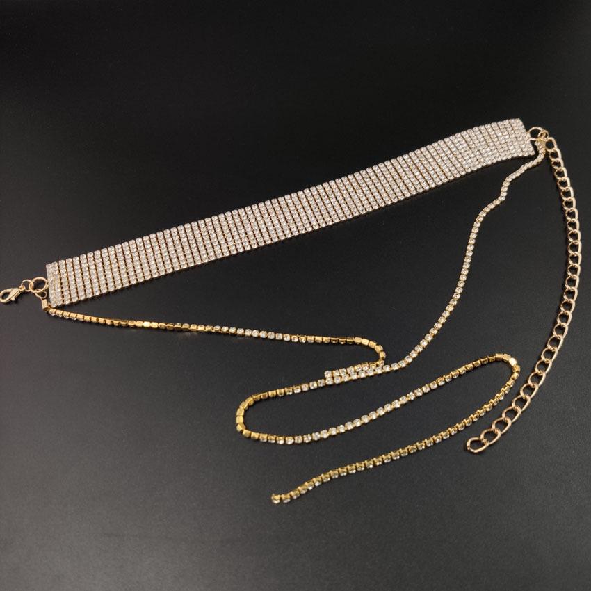 

Преувеличенное ретро многослойное колье из сплава с полными бриллиантами золотой