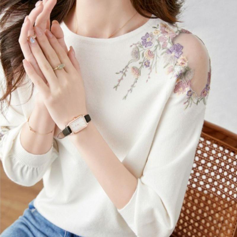 Seven Sleeve Lace Knit Top Autumn Women Fresh Floral Slim Round Neck Pullover Elegant