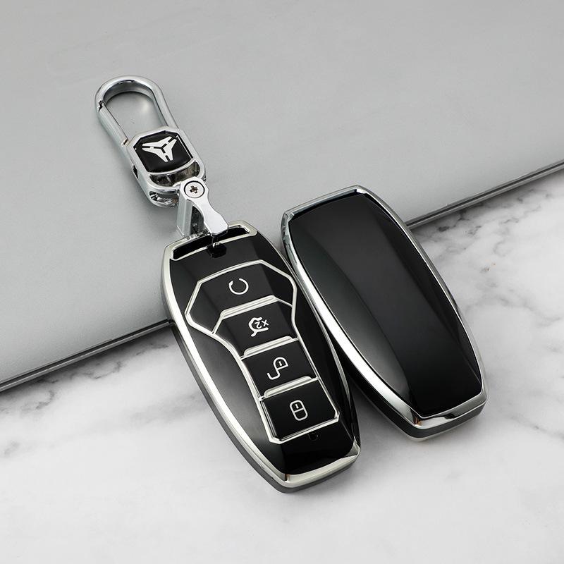 Silver Edge Key Case for BYD Models: Han EV, Qin Plus DMI, Song Pro, Yuan Max, Tang DMI, Dolphin, e2, e3, d1
