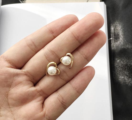 Hot Hearts Peach Heart Love Pearl Simple Personality Fashion Glide Earrings Zircon Stud Earrings For Women Brincos 2018 Cute