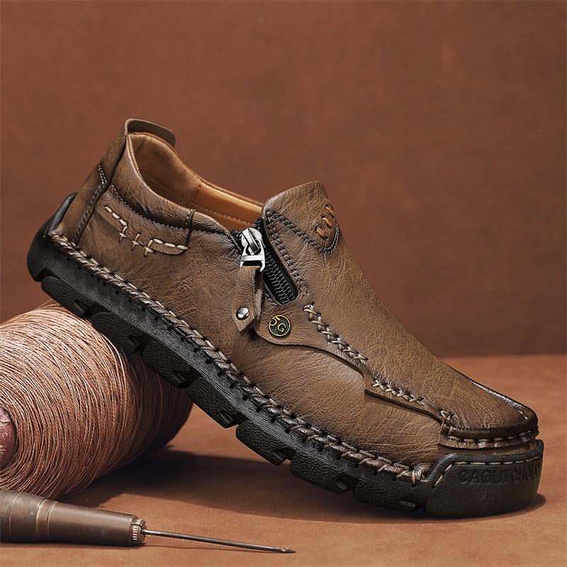 Fashion Mocassin Lazy Shoes Vintage 2025 New Men's Leather Loafers Slip on Casual Shoes Non Slip Driving Flats Handmade Walking Footwear