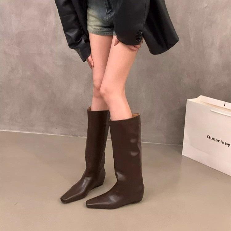 Ruodan! Spitze braune Maillard Mid-Tube Ritterstiefel Damenschuhe 2025 neue Frühling Herbst Winterstiefel