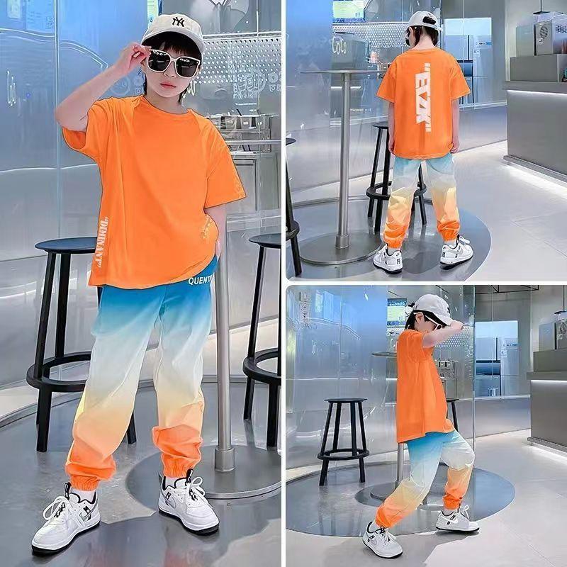 Letní Oblečení pro Dospívající Chlapce Ležérní Outfit Dětská Gradientní Tepláková Souprava Dětské Tričko + Kalhoty se Stahováním u Kotníků