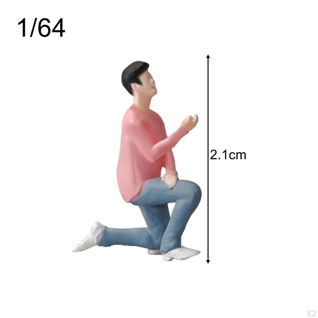 1/64 Figure Tiny People Proposal Scene Movie Character Miniature Model Resin Doll Handpainted for