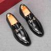 Novedad Zapatos de Vestir de Boda para Hombre con Botón de Metal Blanco Negro Zapatos Planos Casuales para Hombre Mocasines para Regreso a Casa Baile Zapatillas Hombre