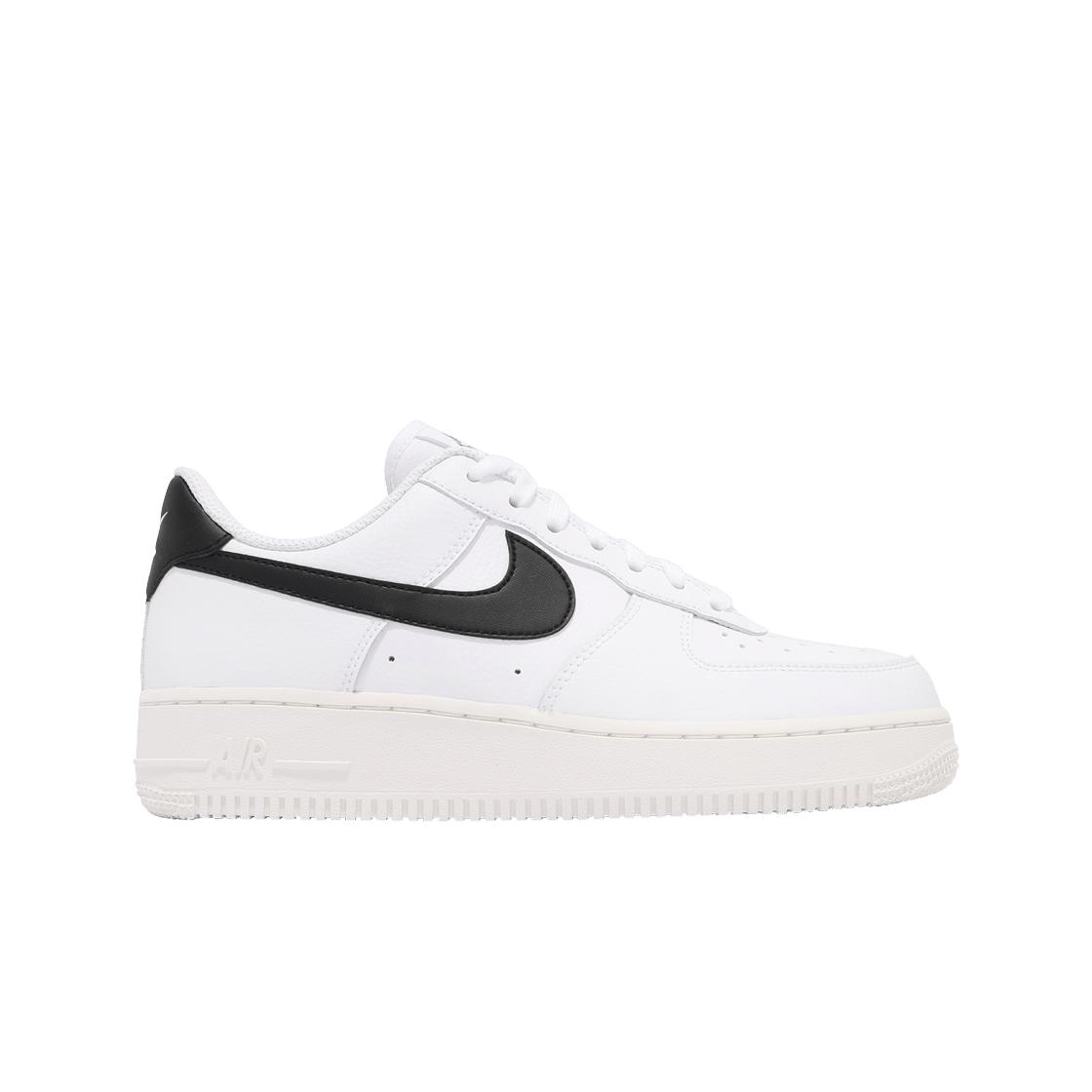 

Женские кроссовки Nike Air Force 1 07 Low White Black 315115-165