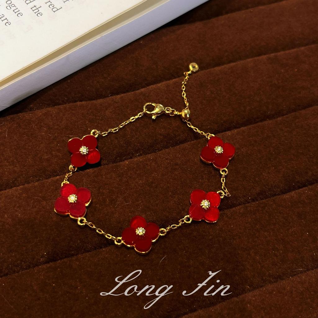 Französisches Retro Vierblättriges Kleeblatt Imitation Rotes Pferdequaste Halskette Fünf-Blumen-Armband Blume Temperament High-End Leichter Luxus Set