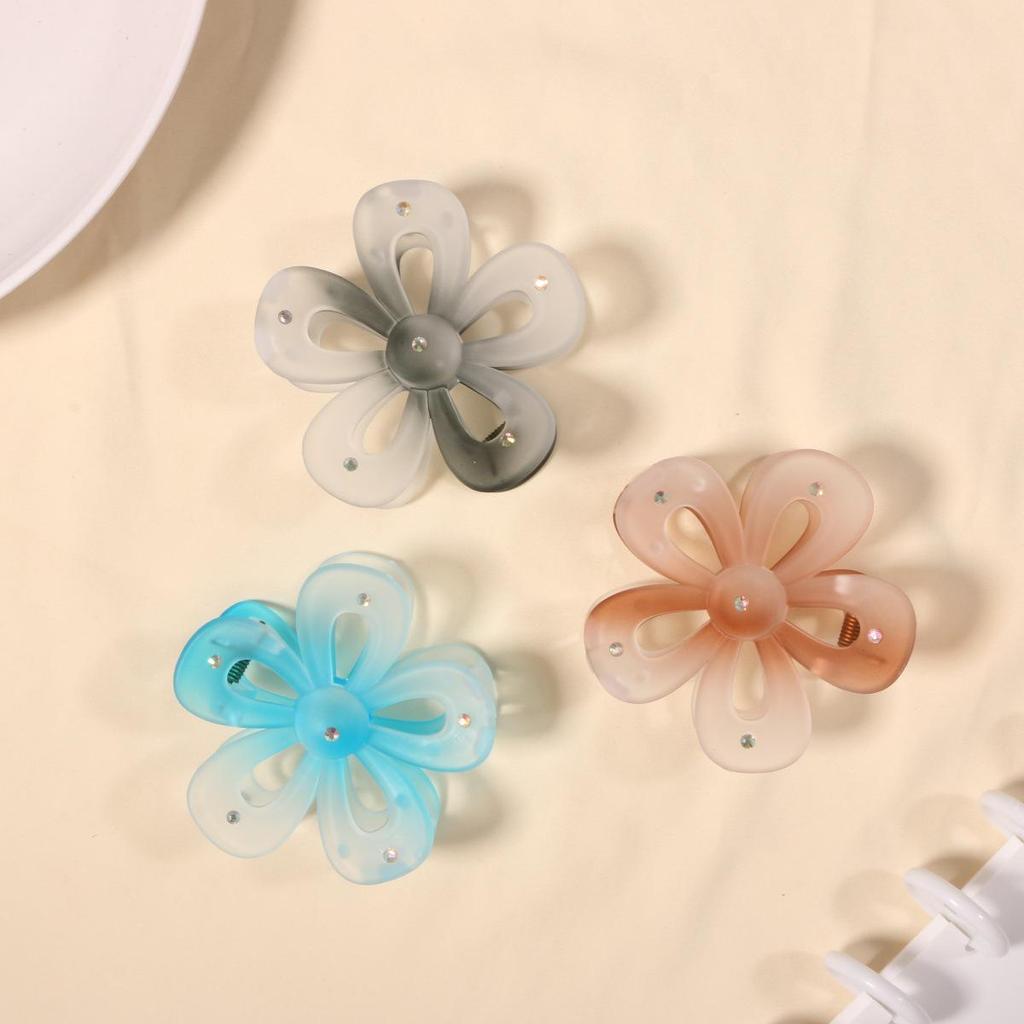 Candy Color Frosted Flower Claw Hair Clip – Five-Petal Design for Women