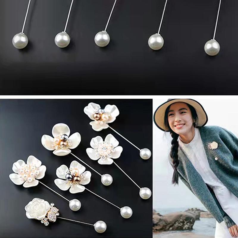 Imitace perly, brož Kamélie květina pro ženy Bílá květina Kytice z okvětních lístků Dlouhá jehla Košilový límec Lapel Pin Dárek