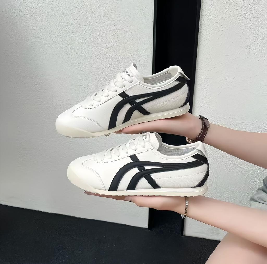 Striped lace-up German training shoes women's summer 2025 new fashion versatile comfortable sports leisure lightweight white shoes