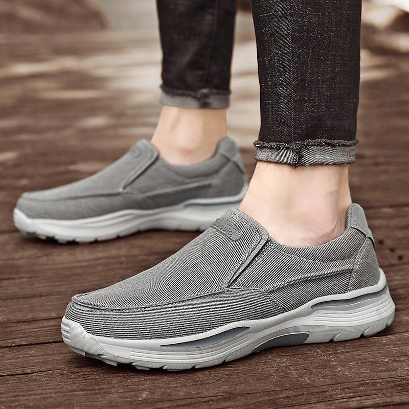 New Men Classic Loafers Casual Shoes Breathable Versatile Wear Resistant  Anti Slip  Breathable Hiking Shoes Size 39-48