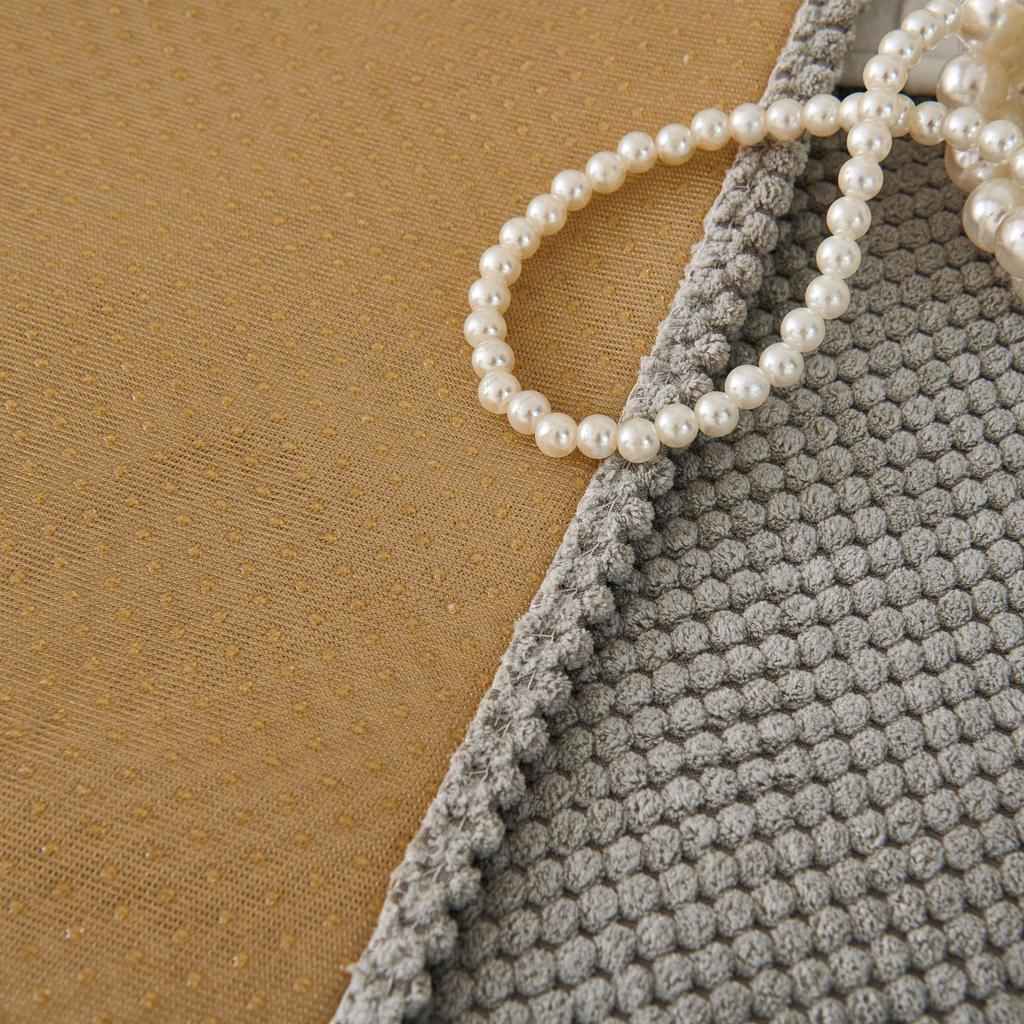 French Cream Style Sofa Cushion Winter Four Season Leather Sofa Cover Plush Cover Towel Cushion