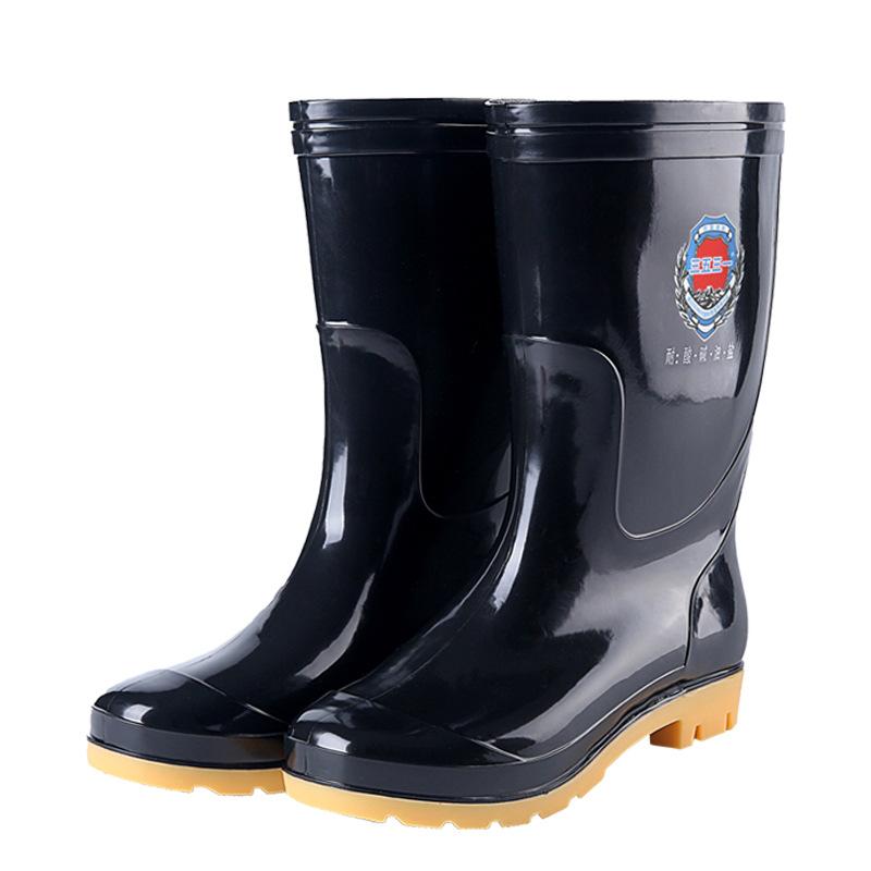 3531 Mid Calf Sole Three Rainproof Shoes Men 1502 Mid Top Rain Boots Labor Protection Black Rubber Shoes Water Shoes