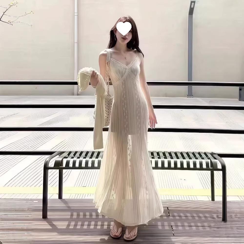 French Romantic High-End Slimming Summer Camisole Dress for Women - Elegant Body-Shaping Temperament Design Long Dress