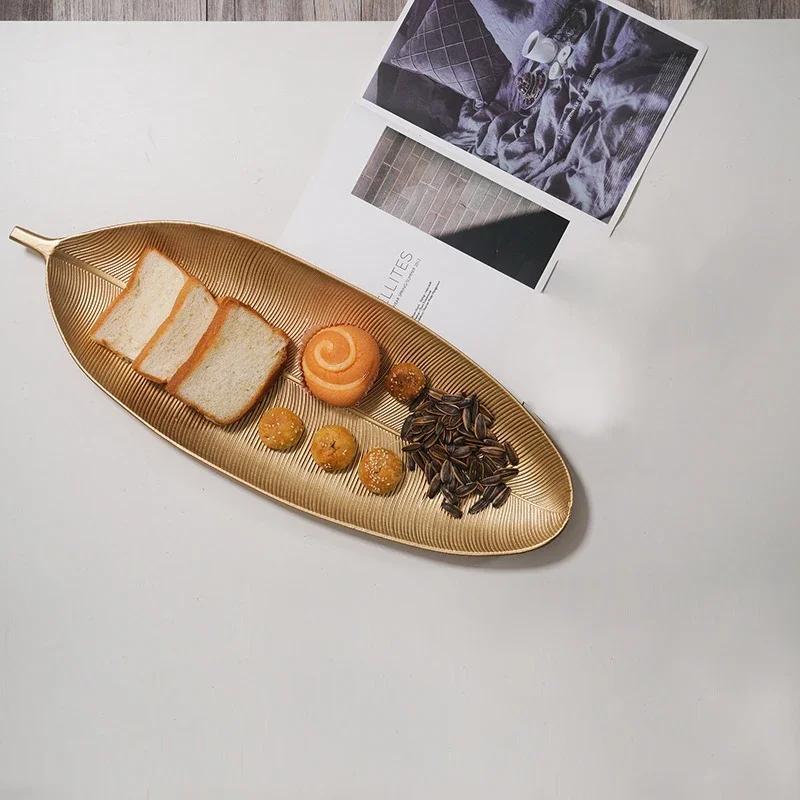 Luxuriöses goldfarbenes Party-Tablett, großes Herzblatt-Ananas-Snack-Tablett, Süßigkeiten-Tablett für Heimdekoration, hochwertige Tischgeschirr-Dekoration