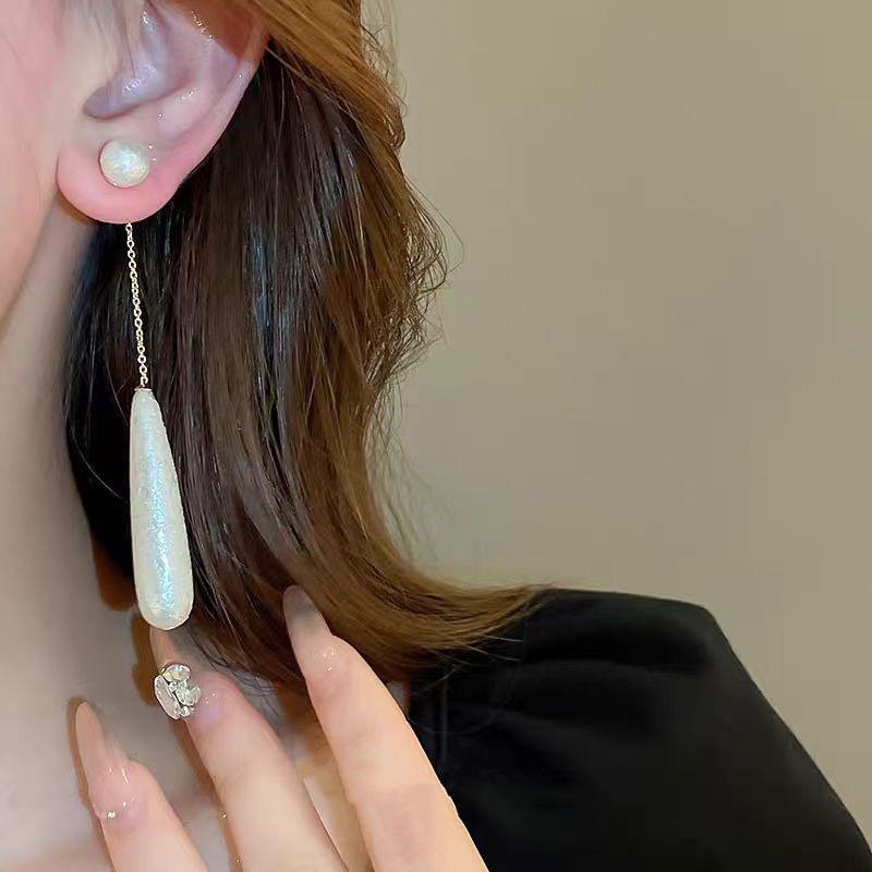 Elegant Two-Way Pearl Earrings with Drop Pendant - Chic, Versatile, Fashionable Jewelry